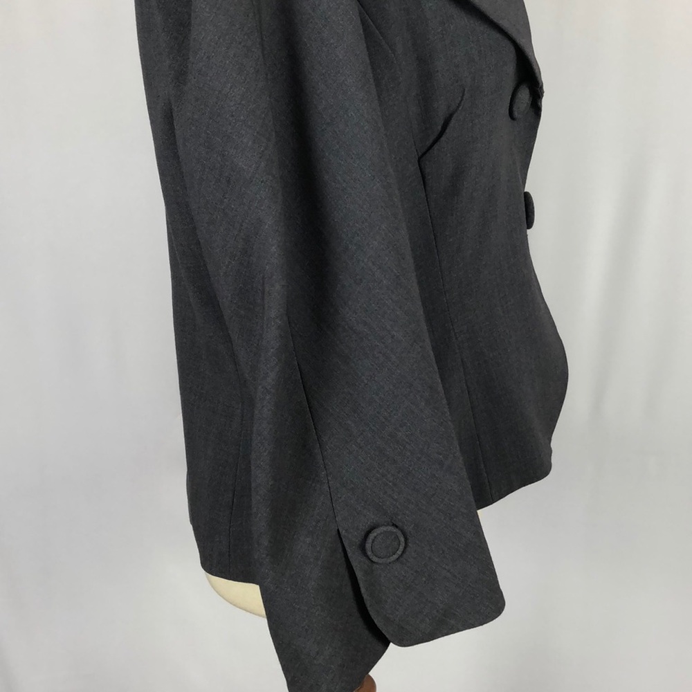 Larry Levine Gray Stretch Crop Blazer Jacket - Size 8 - Picture 7 of 10